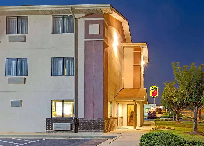 Super 8 By Wyndham College Park Wash Dc Area
