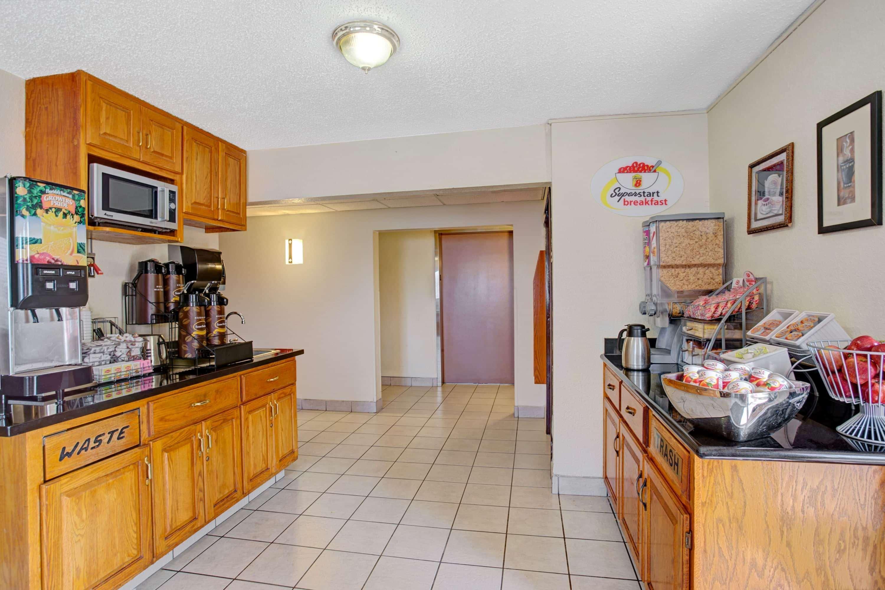 Super 8 By Wyndham Wash Dc Area 2* College Park